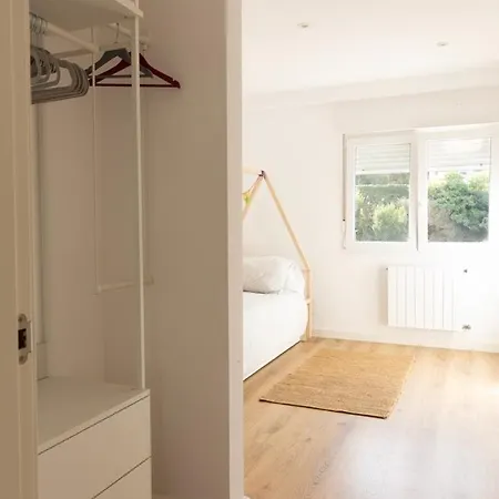 Luz, Calma Y Cerca Del Mar * Сомо