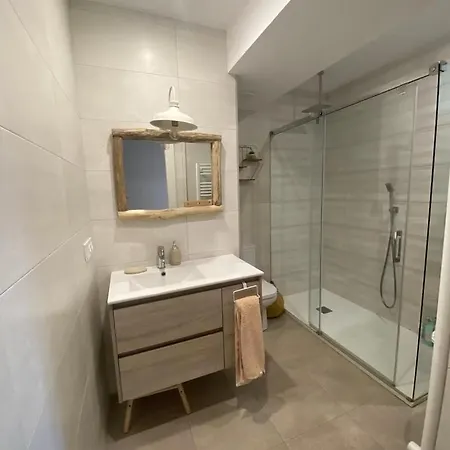 Luz, Calma Y Cerca Del Mar *